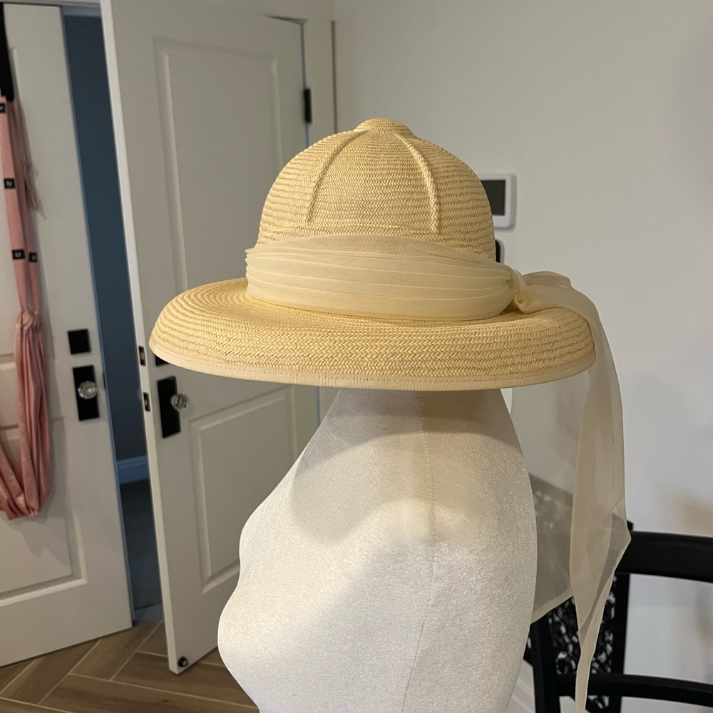 Rare JW Robinson Safari Hat - Picture 2 of 5